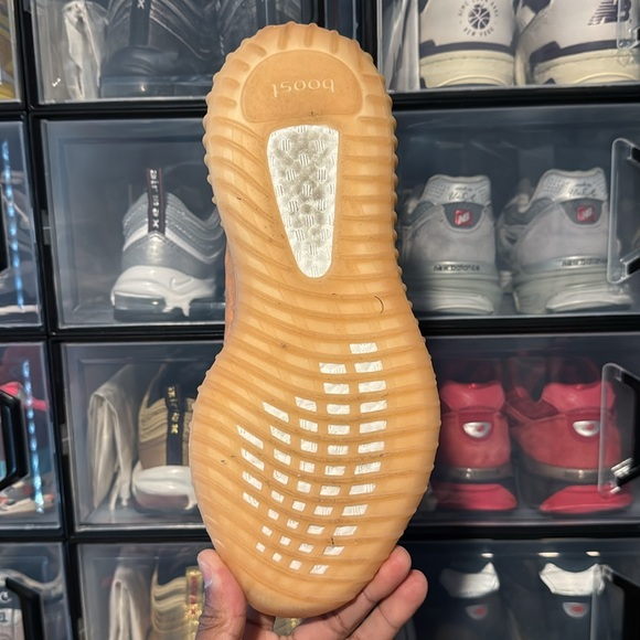 Yeezy Boost V.2 “Mono Clay” main image 9